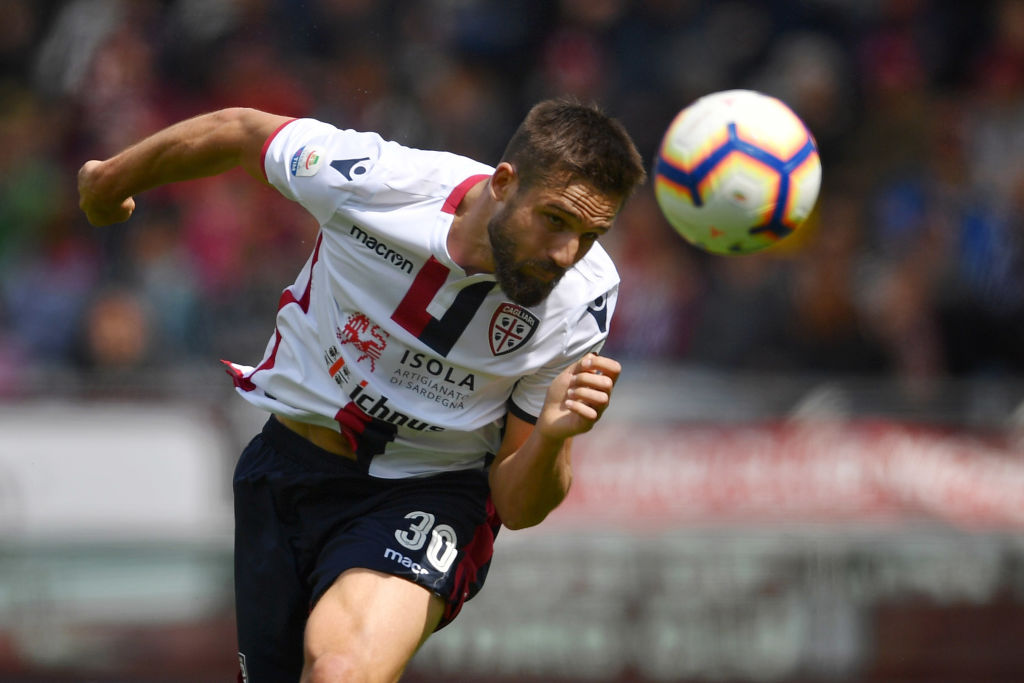 Torino-Cagliari 1-1: Pavoletti in gioco per pochi millimetri, Izzo si smarca da attaccante